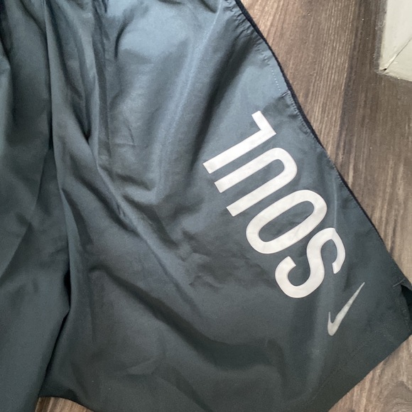Nike Dry Fit shorts with SoulCycle logo - Picture 3 of 3